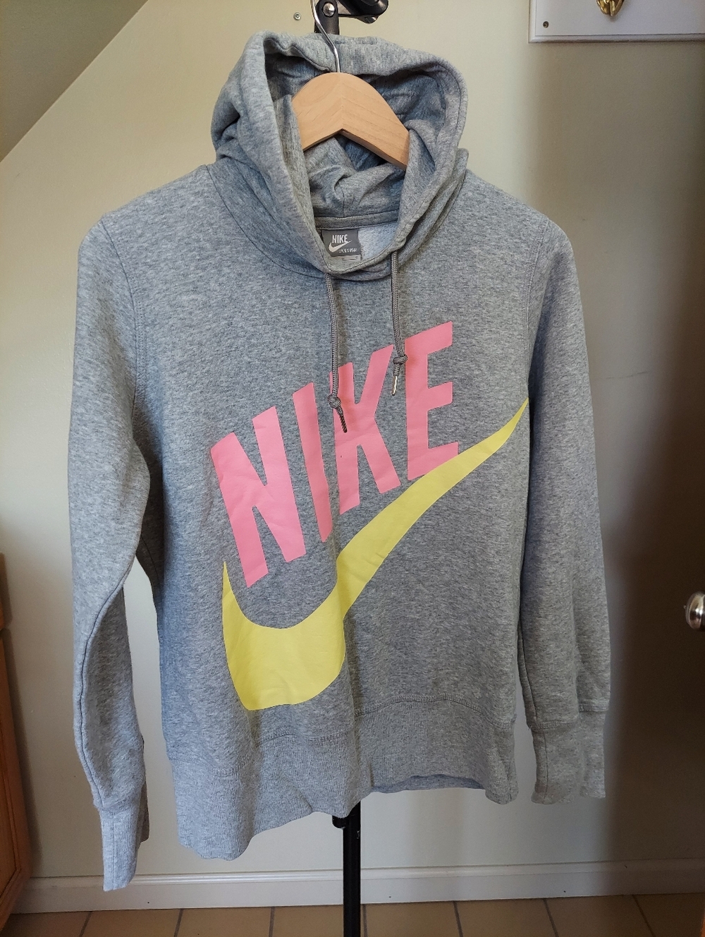 Nike Sportswear Gray Hoodie Pink Logo Yellow Swoosh Womens Sz Large Athletic Y2K